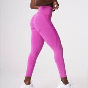 NVGTN Contour Seamless Leggings Fuchia
